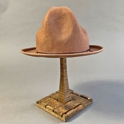 MOUNTAIN HAT